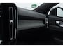 Volvo XC40 T4 211PK Automaat Recharge Inscription / Panoramadak / Adaptive cruise control / Harman Kardon audio / Pilot assist / BLIS / Stoel en stuur verwarming / Elektrische achterklep / Parkeersensoren met camera