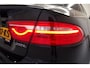 Jaguar XE 2.0t 200pk R-Sport Aut. [ Navi Camera Half leder Stoelverwarming ]