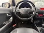 Kia Picanto 1.0 CVVT X-treme met leer en airco en bluetooth telefoon