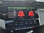 Peugeot 308 SW 1.6 Plug-in Hybrid 195PK | GT | Alcantara bekleding | Camera V + A | Parkeerhulp | Stoer & Stuurverwarming | Massage stoelen voor | Adaptieve cruise control | 19 Inch LMV | 7,4 kW lader | Parkeersensor achter | Parkeersensor voor