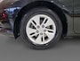 Toyota Auris 1.8 Hybrid Dynamic * Automaat * Camera * Navigatie * Cruise Control * LM Velgen * 12 Maanden BOVAG Garantie *