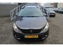 Peugeot 2008 1.2 AUTOMAAT Airco/Trekhaak/Navigatie/Cruise control/Parkeersensoren/Licht metalen velgen