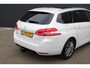 Peugeot 308 SW 1.2 PureTech Blue Lease Premium | Automaat | Navigatie | Camera | Panoramadak | Trekhaak | All season |