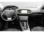 Peugeot 308 SW 1.2 PureTech Blue Lease Premium | Automaat | Navigatie | Camera | Panoramadak | Trekhaak | All season |