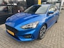 Ford Focus 1.0 125PK Hybrid ST Line X | LED KOPLAMPEN| STUUR-, STOEL- EN VOORRUITVERWARMING| NAVIGATIE| CAMERA| PARKEERSENSOREN V+A| CRUISE CONTROL| DAB|