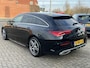 Mercedes-Benz CLA Shooting Brake 220 Automaat 190 pk AMG Line Navigatie Trekhaak Carplay Widescreen Sportstoelen Camera Sfeerverlichting Sportstuur Extra Getint Glas NL Auto