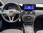 Mercedes-Benz A-klasse 180 Ambition Apple Carplay & Android / Dealeronderhouden / Stoelverwarming / Camera /