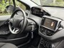 Peugeot 208 Signature 1.2 PureTech 110PK EAT6 Automaat Navigatie, Parkeersensoren Achter, Apple Carplay, Android Auto, Trekhaak