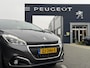Peugeot 208 Signature 1.2 PureTech 110PK EAT6 Automaat Navigatie, Parkeersensoren Achter, Apple Carplay, Android Auto, Trekhaak