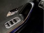 Mercedes-Benz A-klasse 180 AMG Sport Automaat (SCHUIFDAK, APPLE CARPLAY, SFEERVERLICHTING, BURMESTER, KEYLESS, LEDER/ALCANTARA, CAMERA, SPORTSTOELEN, STOELVERWARMING, WIDESCREEN, GETINT GLAS, NIEUWSTAAT)