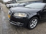 Audi A3 Sportback 1.6 Attraction | NIEUWE APK | AUTOMAAT | 12MND GARANTIE | AIRCO | LEDER |