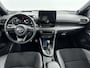 Toyota Yaris 1.5 Hybrid GR Sport | Draadloze Telefoonlader | Stoelverwarming | HUD | Parkeersensoren |