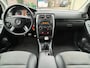 Mercedes-Benz B-klasse 150 Navi Cruise Airco 17" LM-Velgen Bluetooth Nieuwe APK!