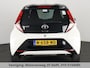 Toyota Aygo 1.0 VVT-i XPLAY BI-TONE AUTOMAAT GARANTIE 9-2030 ! CAMERA. AIRCO.