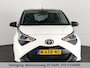 Toyota Aygo 1.0 VVT-i XPLAY BI-TONE AUTOMAAT GARANTIE 9-2030 ! CAMERA. AIRCO.