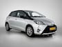 Toyota Yaris 1.5 Hybrid Dynamic Bi-Tone | Navigatie | LM velgen | Climate control | Cruise control |