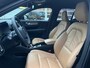 Volvo XC40 Plug-in Hybrid T5 Inscription | Trekhaak | Lederen bekleding | Adaptive cruise control | Verwarmbare voorstoelen en stuurwiel | Camera | Park assist voor en achter | Navigatie | Apple Carplay / Android Auto |