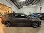 Ford Focus Wagon 1.0 EBH ST Line. Bns / ECC / NAVI / CAMERA / APPLE CARPLAY