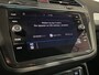 Volkswagen Tiguan 1.5 TSI ACT CL BNS TREKHAAK l NAP l ELEK ACHTERKLEP l CLIMA l ACC l LMV l