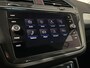 Volkswagen Tiguan 1.5 TSI ACT CL BNS TREKHAAK l NAP l ELEK ACHTERKLEP l CLIMA l ACC l LMV l