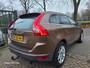 Volvo XC60 2.0T Summum Automaat achteruit camera leerbekeleding stoelverwarming panorama dak trekhaak parkeer sensor