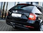 Skoda Octavia Combi 1.0 TSI DSG 116PK Ambition Business | Navigatie | Apple CarPlay | Trekhaak | Stoelverwarming | Climate Control | Parkeersensoren | 16" LM Velgen |