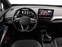 Volkswagen ID.4 Pure 52 kWh 170 pk | LED Matrix | Stuur- en stoelverwarming | Warmtepomp | Keyless | Navigatie | Achteruitrijcamera | Spiegelpakket | 19 inch Velgen