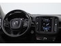 Volvo XC40 T3 163PK / Cruise control / Parkeersensoren met camera / Automatisch climate control / Bluetooth / Metallic lak / Lichtmetalen velgen