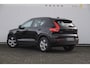 Volvo XC40 T3 163PK / Cruise control / Parkeersensoren met camera / Automatisch climate control / Bluetooth / Metallic lak / Lichtmetalen velgen