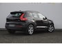 Volvo XC40 T3 163PK / Cruise control / Parkeersensoren met camera / Automatisch climate control / Bluetooth / Metallic lak / Lichtmetalen velgen