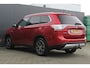 Mitsubishi Outlander 2.0 PHEV Limited Edition X-Line | Incl. 12 maanden garantie | Trekhaak | Verwarmde voorstoelen | Achteruitrijcamera | Parkeersensoren | Climate control | Lichtmetalen velgen | Bluetooth | Airco | Cruise control | DAB