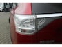 Mitsubishi Outlander 2.0 PHEV Limited Edition X-Line | Incl. 12 maanden garantie | Trekhaak | Verwarmde voorstoelen | Achteruitrijcamera | Parkeersensoren | Climate control | Lichtmetalen velgen | Bluetooth | Airco | Cruise control | DAB