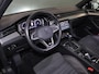 Volkswagen Passat Variant 1.5 TSI R-Line Business 150 pk Automaat (DSG) | Verlengde garantie | Navigatie | Parkeersensoren | Achteruitrijcamera | Stoelverwarming |