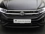 Volkswagen T-Roc 1.5TSI/150PK R-line Black Style DSG · Panoramadak · Trekhaak · BEATS Audio · Apple/Android Car Play