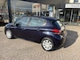Peugeot 208 1.2 PureTech Blue Lion Complete uitvoering, goed onderhouden. Navigatie, PDC, telefoonvoorbereiding etc.