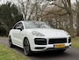 Porsche Cayenne Coupé 3.0 E-Hybrid Platinum Edition GTS
