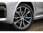 BMW X3 M40i xDrive High Executive // Pano | Harman Kardon | Trekhaak | Elek. stoelen + Memory | 360 camera | HUD | Leder