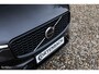 Volvo XC60 2.0 B4 R-Design | Harman Kardon | Adaptieve cruise | Memory | Achterbank verwarmd |