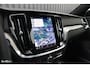 Volvo V60 2.0 B4 Plus Dark | Adaptieve cruise | Memory | Blis | Harman Kardon |