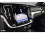 Volvo V60 2.0 B4 Plus Dark | Adaptieve cruise | Memory | Blis | Harman Kardon |