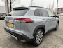 Toyota Corolla Cross 2.0 HIGH POWER HYBRID FIRST EDITION STOELVERW BLIND-SPOT PARK-SENSOREN EL-ACHTERKLEP NAVI APPLE/ANDROID NL-AUTO