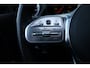 Mercedes-Benz B-klasse 200 Business Solution AMG | Panoramadak | Trekhaak | Camera | Stoelverwarming | CarPlay