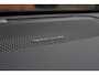 Volvo V90 T6 Plug-in hybrid AWD Ultra Dark | Panoramadak | Premium audio by Harman Kardon  | Semi elektrische wegklapbare trekhaak | 360° parkeercamera | Verwarmbare voorstoelen en achterbank | Stuurwielverwarming | Gelamineerde zijruiten | Head-up display |