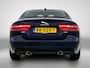Jaguar XE 2.0 Prestige Automaat / Navigatie / Leder / Cruise-ctr. / Lmv 17"/ Stoelverw. / Camera / Apk 11-2026