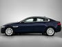 Jaguar XE 2.0 Prestige Automaat / Navigatie / Leder / Cruise-ctr. / Lmv 17"/ Stoelverw. / Camera / Apk 11-2026