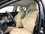 Jaguar XE 2.0 Prestige Automaat / Navigatie / Leder / Cruise-ctr. / Lmv 17"/ Stoelverw. / Camera / Apk 11-2026
