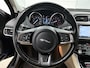 Jaguar XE 2.0 Prestige Automaat / Navigatie / Leder / Cruise-ctr. / Lmv 17"/ Stoelverw. / Camera / Apk 11-2026
