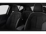 Volvo XC40 B4 Plus Black Edition 360 Camera| Panoramadak | 20" velgen | Extra getint glas | Harman Kardon Audio | Zwart dak | Elektrisch verstelbare stoelen | | Apple Carplay/Android Auto|telefoonintegratie premium | Cruise control adaptief met Stop&Go en stuurhulp | Dodehoekdetectie met correctie