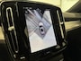 Volvo XC40 B4 Plus Black Edition 360 Camera| Panoramadak | 20" velgen | Extra getint glas | Harman Kardon Audio | Zwart dak | Elektrisch verstelbare stoelen | | Apple Carplay/Android Auto|telefoonintegratie premium | Cruise control adaptief met Stop&Go en stuurhulp | Dodehoekdetectie met correctie