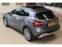 Mercedes-Benz GLA 180 122pk Premium Plus | Panoramadak | LED | Elek. klep | 100% (Dealer) onderhouden label